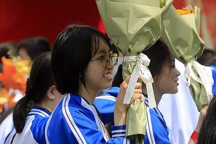 阿森纳女足1-0切尔西女足，夺得本赛季女足联赛杯冠军